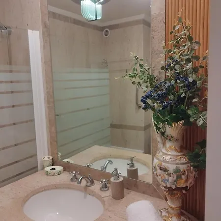 Casa Lucinha דירה *